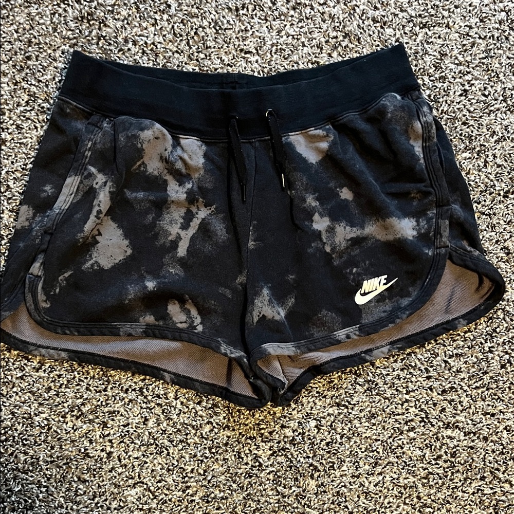 Nike Women's Black and Gray Tie-Dye Athletic Shorts
